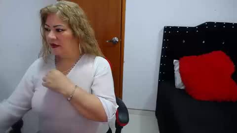 Snapshot of ursulawhite69 chatting on September 24, 3:37 pm Eveling Blanco online show from September 24, 3:37 pm