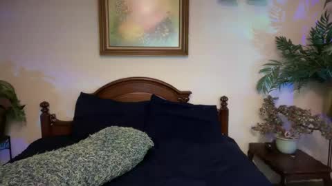 Snapshot of ursw33taddiction chatting on January 28, 7:00 am Sasha online show from January 28, 7:00 am