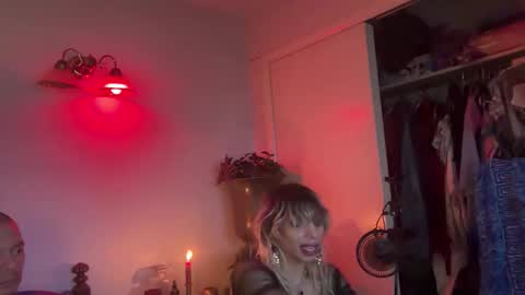 Snapshot of ursw33taddiction chatting on February 21, 7:53 am Sasha online show from February 21, 7:53 am