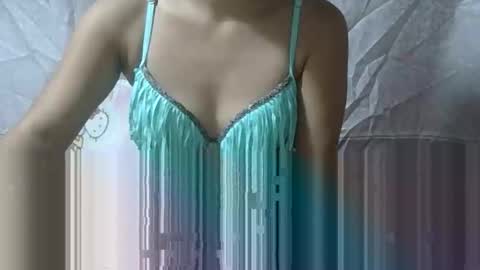 Snapshot of ursweet_funtasy chatting on January 10, 3:25 pm ursweet_funtasy online show from January 10, 3:25 pm