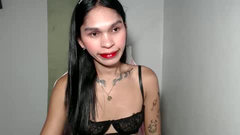 ursweet_zeviixx online show from November 14, 9:30 am