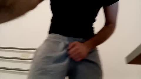 Snapshot of ursweetdreamx chatting on December 2, 11:04 am ursweetdreamx online show from December 2, 11:04 am