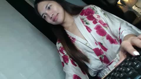 ursweetgirl thea online show from October 6, 4:15 pm