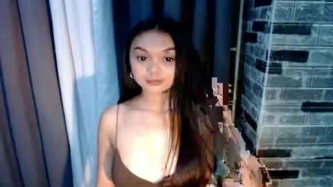 urugly_athena online show from May 18, 10:32 am
