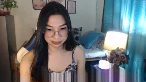 Snapshot of urwetasianprincessxx chatting on March 4, 1:38 pm Ashley Kate Mateo Gray online show from March 4, 1:38 pm