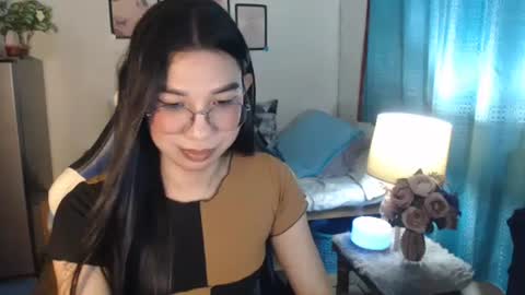 Snapshot of urwetasianprincessxx chatting on March 8, 2:30 pm Ashley Kate Mateo Gray online show from March 8, 2:30 pm