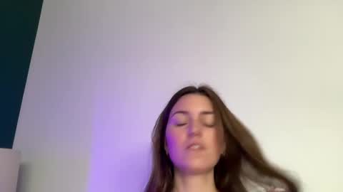 Snapshot of urwetdreamddd chatting on December 7, 7:32 pm Dream online show from December 7, 7:32 pm