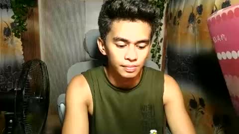 urwild_fuckerxx online show from May 17, 8:34 am