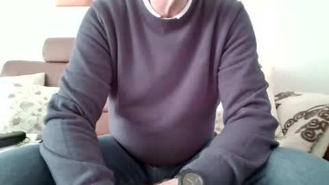 use2020 online show from May 11, 11:27 am