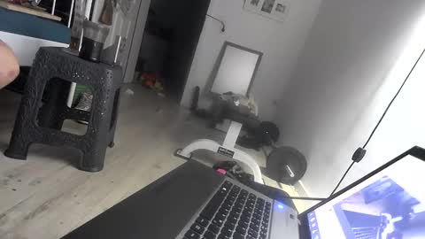 Snapshot of use4pleasure chatting on September 21, 2:02 am BamBam online show from September 21, 2:02 am