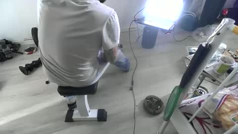 Snapshot of use4pleasure chatting on September 30, 7:57 am BamBam online show from September 30, 7:57 am