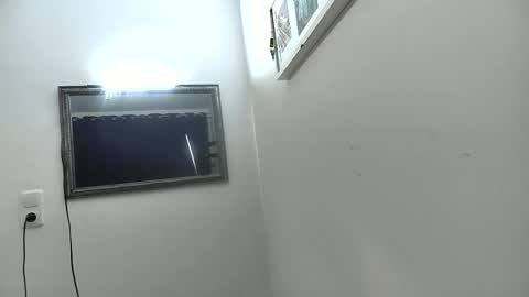 Snapshot of use4pleasure chatting on October 2, 3:35 am BamBam online show from October 2, 3:35 am