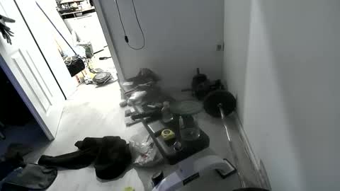 Snapshot of use4pleasure chatting on October 6, 5:05 am BamBam online show from October 6, 5:05 am