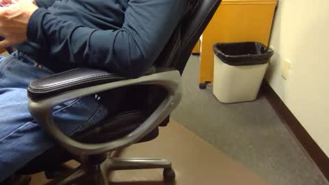 useemie online show from October 29, 6:53 pm