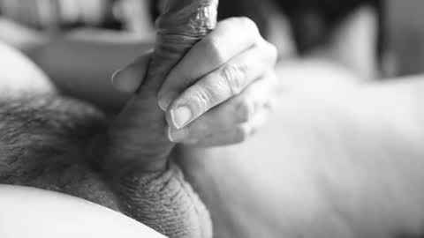 Snapshot of user2f chatting on March 24, 11:04 am steve online show from March 24, 11:04 am