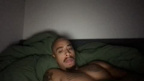 usermaneee589 online show from October 12, 7:51 am