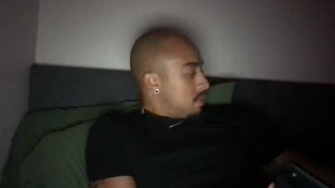 usermaneee589 online show from October 14, 6:47 am