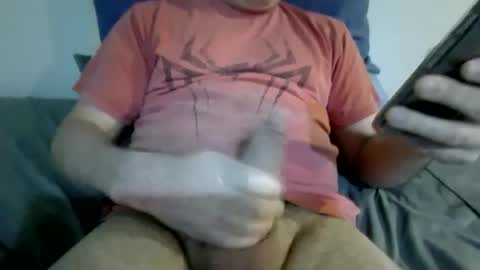 Snapshot of usernameguy321 chatting on July 21, 2:14 am usernameguy321 online show from July 21, 2:14 am