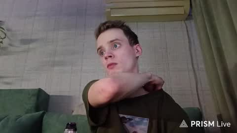 Snapshot of utem70 chatting on January 7, 4:59 am Nick online show from January 7, 4:59 am