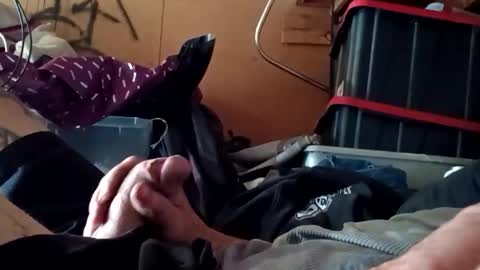 uwannnas online show from April 23, 3:14 pm