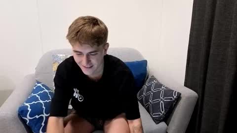me online show from October 8, 10:46 am