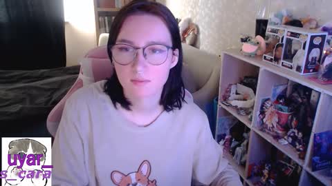 Snapshot of uyar_ chatting on September 22, 12:51 pm Cara online show from September 22, 12:51 pm