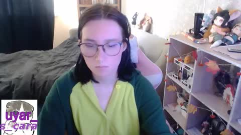 Snapshot of uyar_ chatting on October 7, 11:18 am Cara online show from October 7, 11:18 am