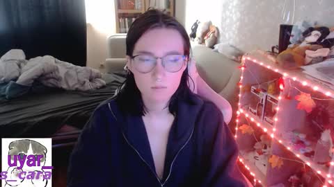 Snapshot of uyar_ chatting on October 19, 11:33 am Cara online show from October 19, 11:33 am