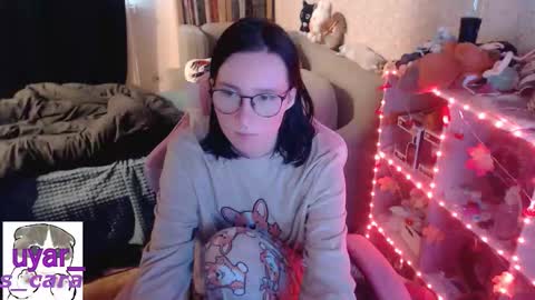 Snapshot of uyar_ chatting on October 25, 11:51 am Cara online show from October 25, 11:51 am