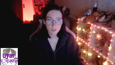 Snapshot of uyar_ chatting on October 26, 6:03 pm Cara online show from October 26, 6:03 pm