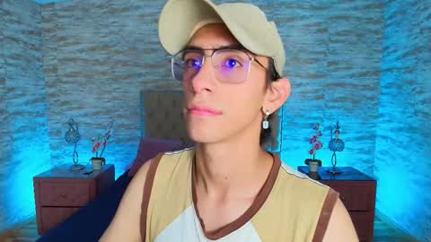 UYUKIE online show from March 21, 3:11 am