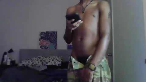 Snapshot of uzithebbc chatting on December 5, 5:48 am uzithebbc online show from December 5, 5:48 am