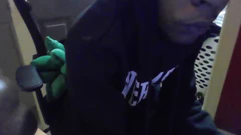 Snapshot of uzithebbc chatting on December 22, 6:28 am uzithebbc online show from December 22, 6:28 am