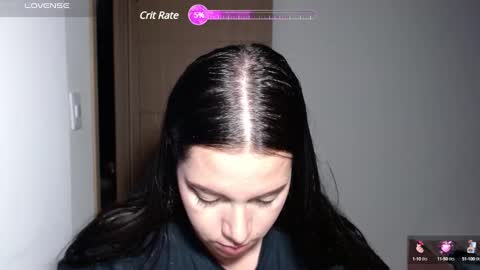 Snapshot of v_vennus chatting on March 11, 5:49 am Vennus online show from March 11, 5:49 am