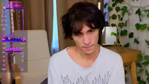 Snapshot of va1ora chatting on September 25, 12:20 pm Valora online show from September 25, 12:20 pm