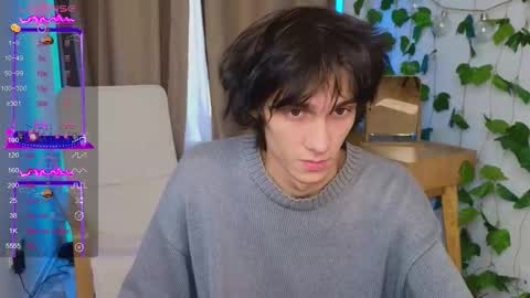 Snapshot of va1ora chatting on October 1, 12:22 pm Valora online show from October 1, 12:22 pm