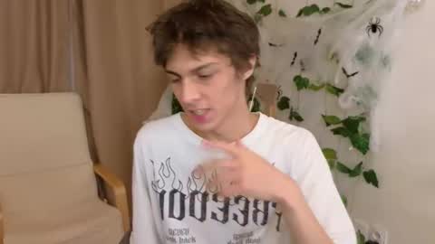 Valora online show from November 5, 12:27 pm