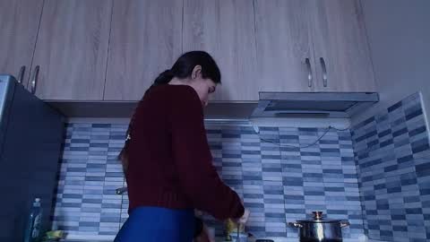 Valensiya online show from March 1, 10:28 am