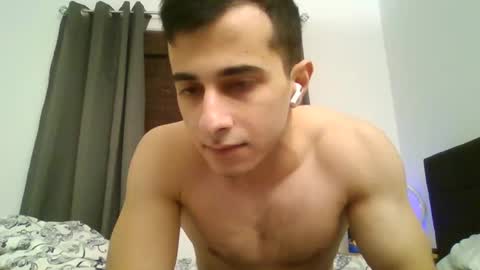 Snapshot of vadar11 chatting on February 10, 2:52 am vadar11 online show from February 10, 2:52 am