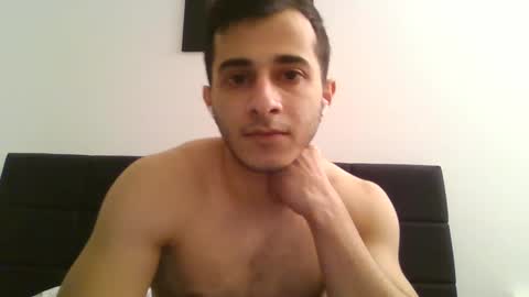 Snapshot of vadar11 chatting on February 20, 2:29 am vadar11 online show from February 20, 2:29 am