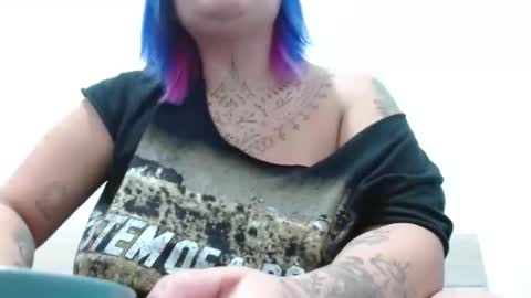 Vah Oliver online show from November 9, 7:12 pm