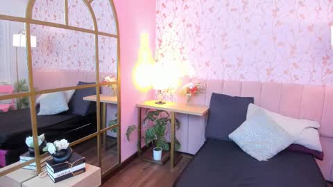 Vaiolet Harris online show from March 30, 11:44 am