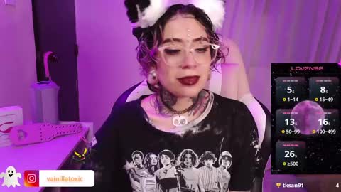 Snapshot of vainilla_l chatting on February 11, 12:59 am Vainilla Independent model online show from February 11, 12:59 am