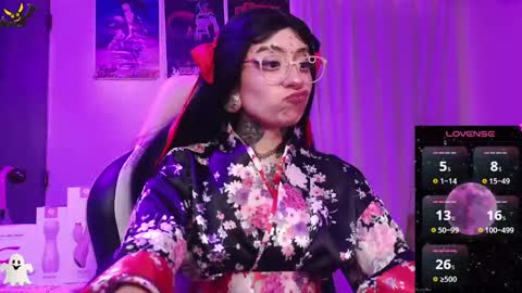 Snapshot of vainilla_l chatting on March 9, 10:30 pm Vainilla Independent model online show from March 9, 10:30 pm