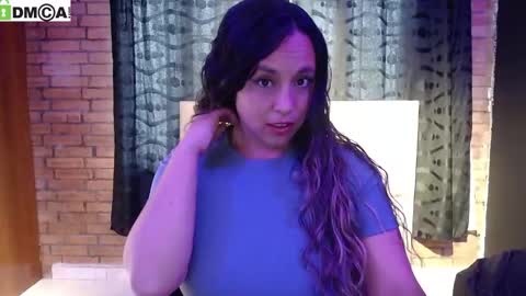 Snapshot of vaiolet_lux chatting on March 16, 6:56 pm vaiolet online show from March 16, 6:56 pm