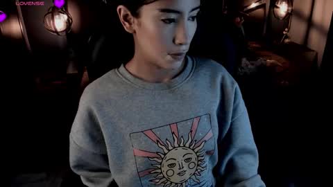 Vaioleth online show from February 24, 8:40 pm