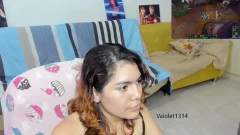 Vaiolet1314 online show from March 3, 9:11 am
