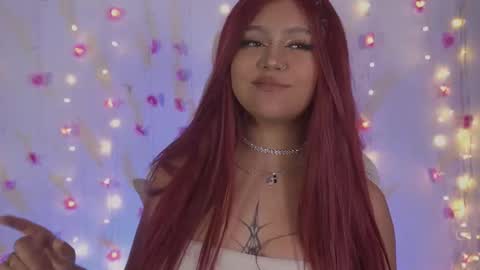 Snapshot of val_luv chatting on March 25, 12:49 am val online show from March 25, 12:49 am