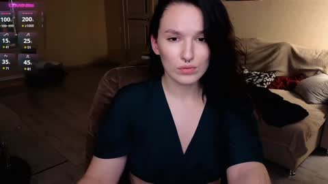 Snapshot of val_manson chatting on December 2, 9:06 pm Val online show from December 2, 9:06 pm