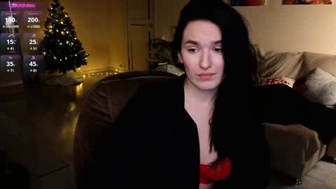 Snapshot of val_manson chatting on December 22, 7:10 pm Val online show from December 22, 7:10 pm